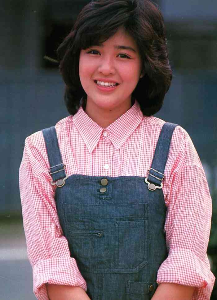 芸能人の昔の写真を見て、誰かわかったら＋を押すトピ