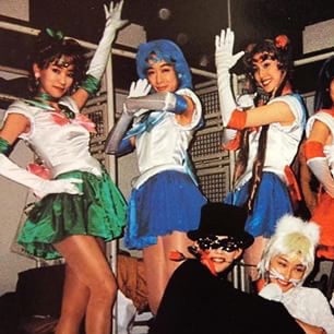 芸能人の昔の写真を見て、誰かわかったら＋を押すトピ