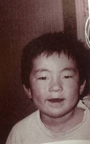 芸能人の昔の写真を見て、誰かわかったら＋を押すトピ