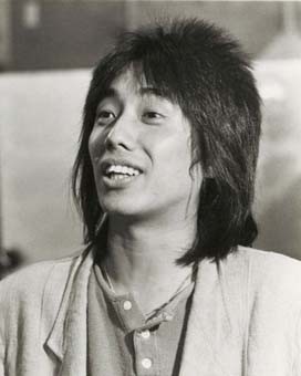 芸能人の昔の写真を見て、誰かわかったら＋を押すトピ
