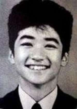 芸能人の昔の写真を見て、誰かわかったら＋を押すトピ