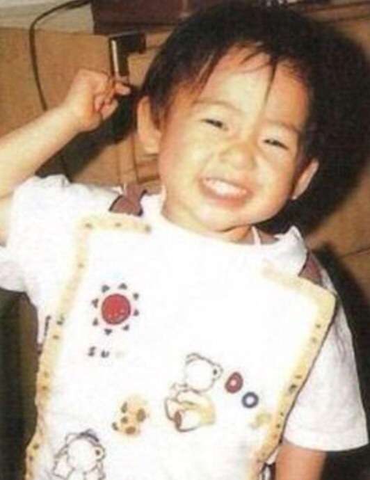 芸能人の昔の写真を見て、誰かわかったら＋を押すトピ