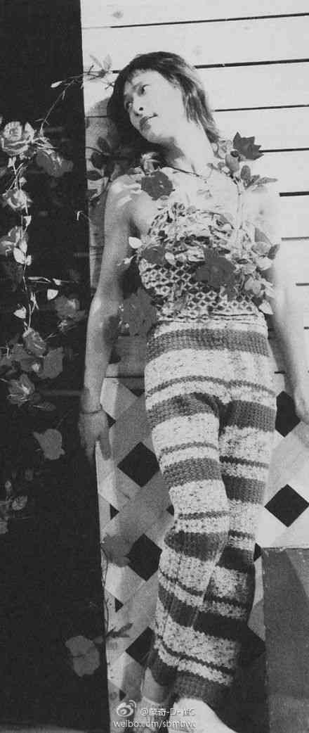 芸能人の昔の写真を見て、誰かわかったら＋を押すトピ