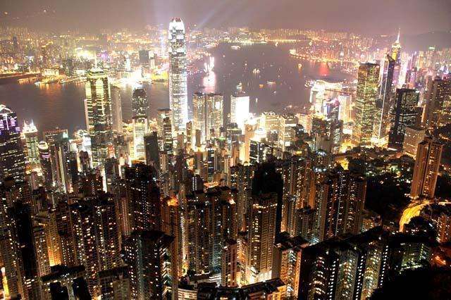 この観光地に行ったことがある人はプラス