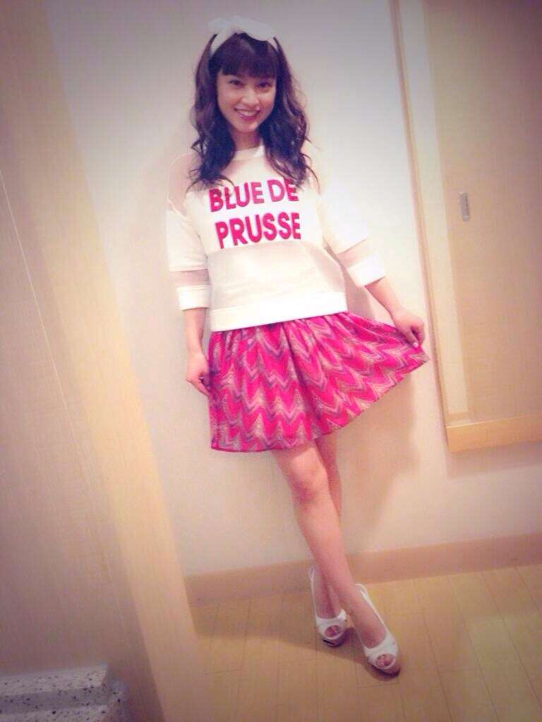 鈴木奈々の“イタイ”ルームウェア姿に「頭大丈夫か?」視聴者から嫌われまくりで、テレビから消える日は近い?