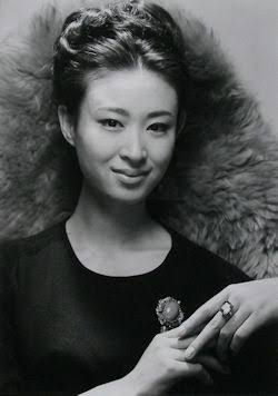 現在40歳以上の女優さんの、一番綺麗だった頃の写真