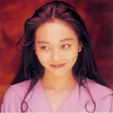 現在40歳以上の女優さんの、一番綺麗だった頃の写真