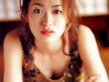 現在40歳以上の女優さんの、一番綺麗だった頃の写真