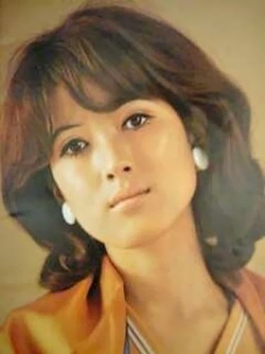 現在40歳以上の女優さんの、一番綺麗だった頃の写真