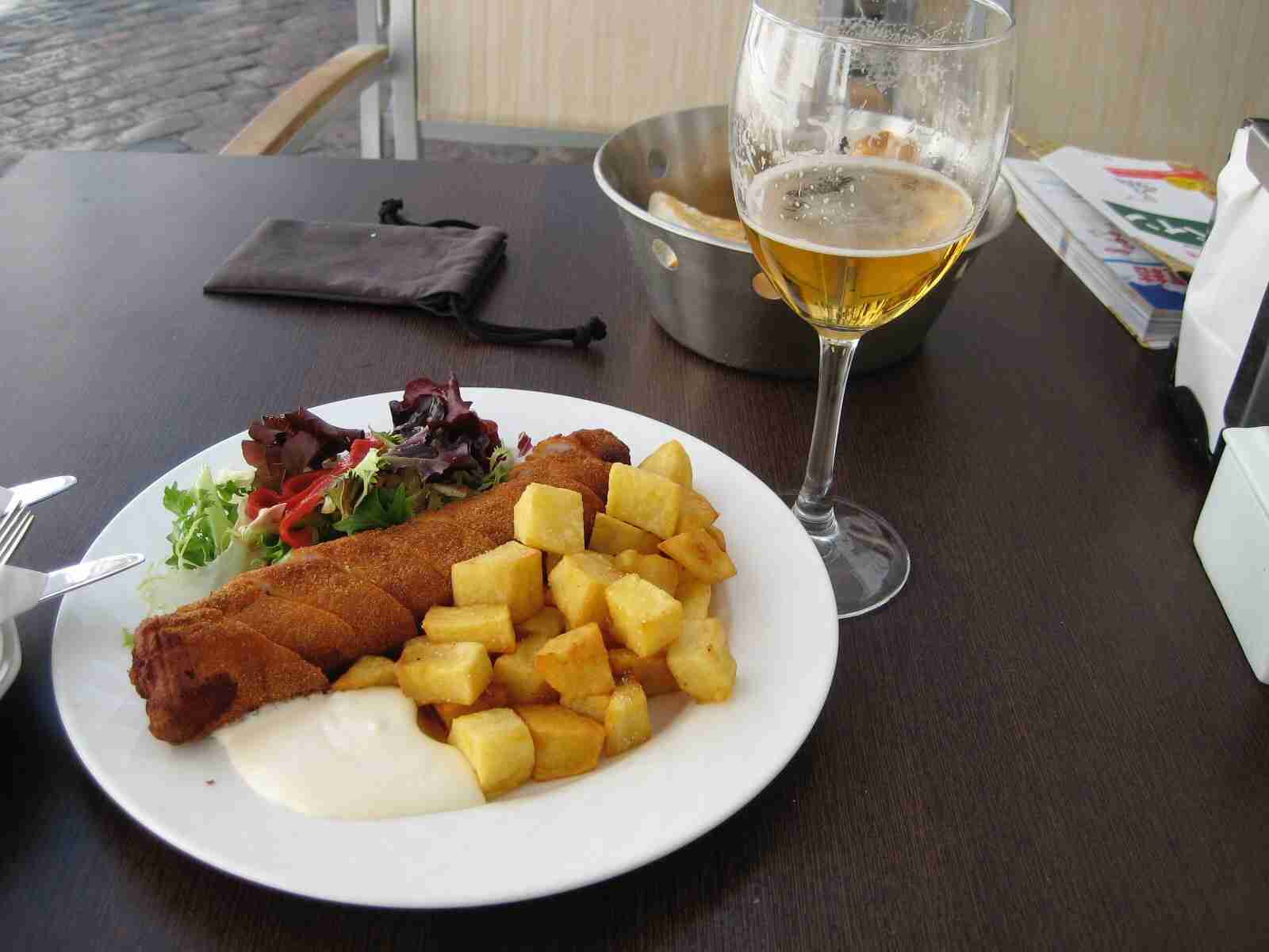 データフォルダにあるお気に入りの食べ物の写真はありますか?