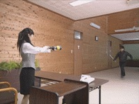 人襲った大型犬に拳銃１３発射殺　千葉県警「使用は適正」