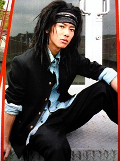 この俳優のこの衣装姿が好きw