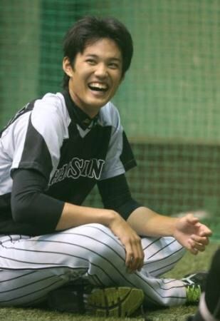 旦那さん、彼氏は有名人で誰に似てますか?