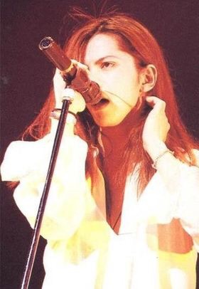 旦那さん、彼氏は有名人で誰に似てますか?