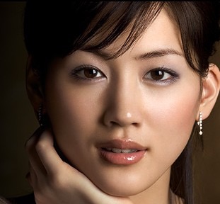 貴方にとって日本のスターは誰ですか？