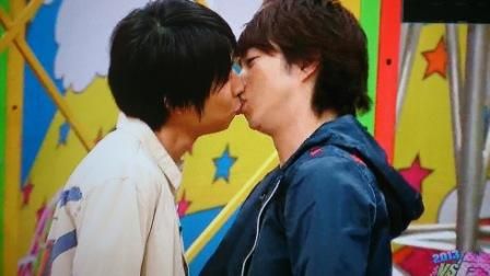 《画像》意外な人同士のキスシーン