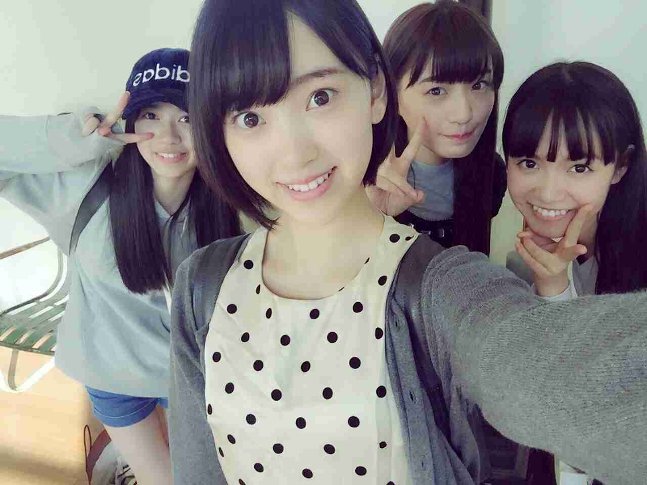 乃木坂46白石麻衣、幼少期の姿に「既に可愛い」「美人のルーツ」の声