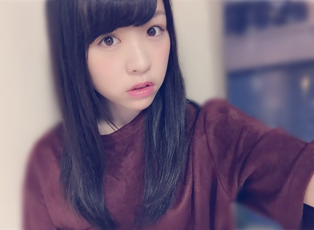 乃木坂46白石麻衣、幼少期の姿に「既に可愛い」「美人のルーツ」の声