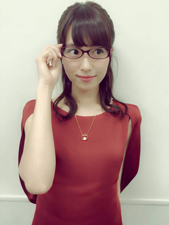 乃木坂46白石麻衣、幼少期の姿に「既に可愛い」「美人のルーツ」の声