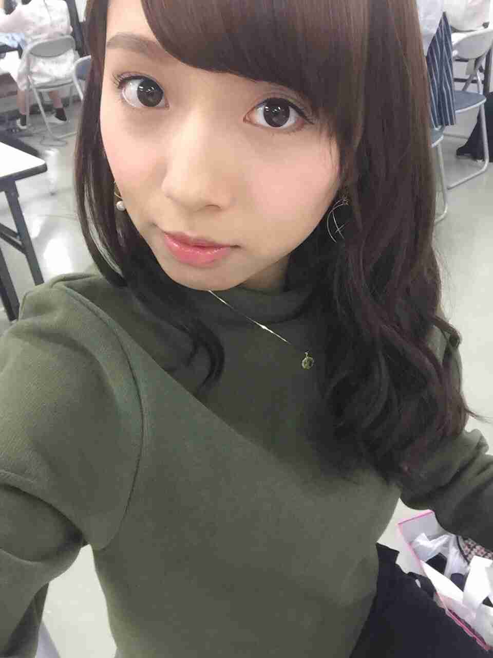 乃木坂46白石麻衣、幼少期の姿に「既に可愛い」「美人のルーツ」の声