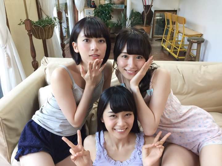 乃木坂46白石麻衣、幼少期の姿に「既に可愛い」「美人のルーツ」の声