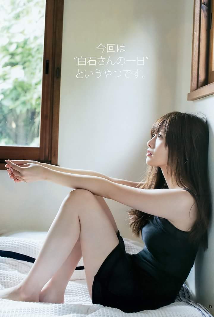 乃木坂46白石麻衣、幼少期の姿に「既に可愛い」「美人のルーツ」の声