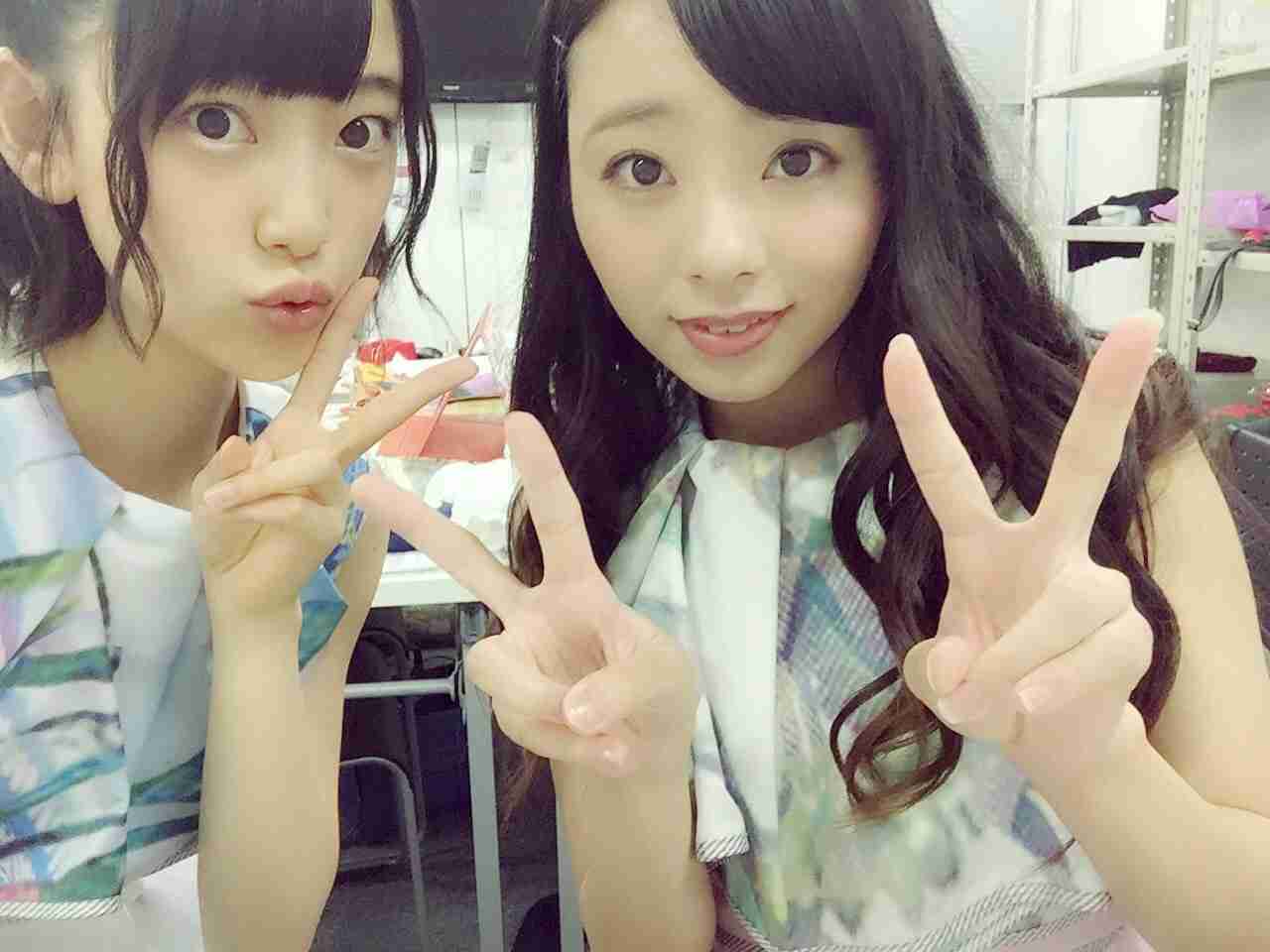 乃木坂46白石麻衣、幼少期の姿に「既に可愛い」「美人のルーツ」の声