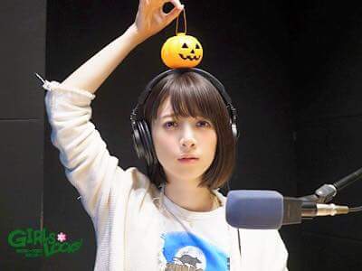 乃木坂46白石麻衣、幼少期の姿に「既に可愛い」「美人のルーツ」の声