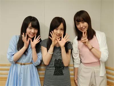 乃木坂46白石麻衣、幼少期の姿に「既に可愛い」「美人のルーツ」の声