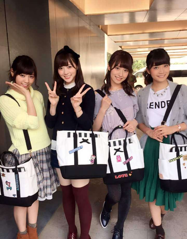 乃木坂46白石麻衣、幼少期の姿に「既に可愛い」「美人のルーツ」の声