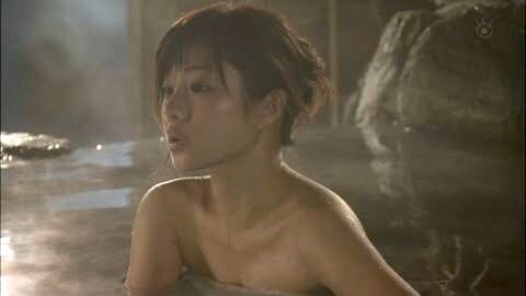 石原さとみ「銭湯では顔隠す」裸を見られるより顔バレ避けるタイプ
