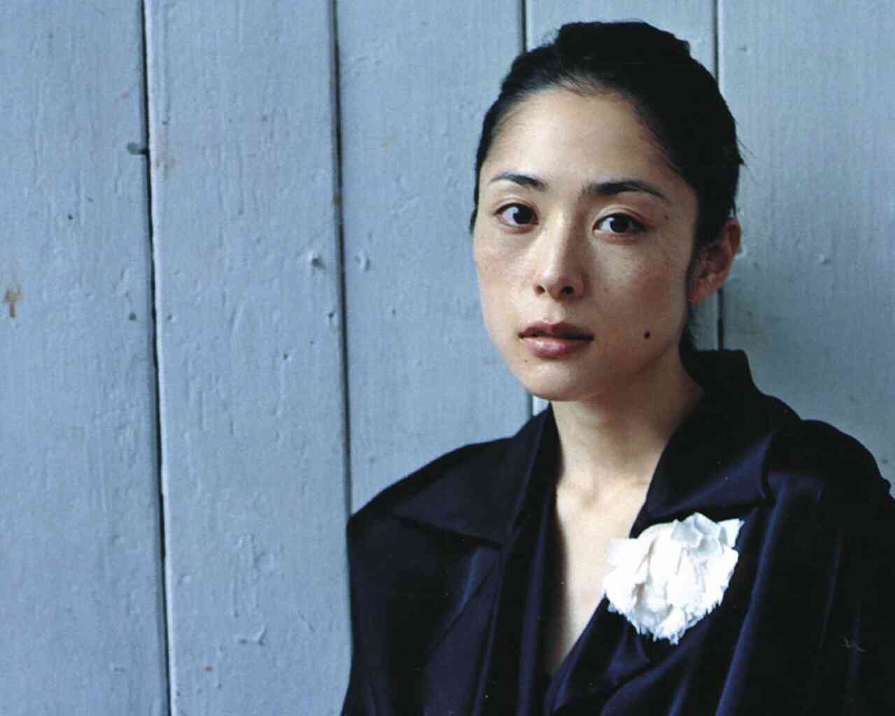 福山雅治と結婚の吹石一恵「仕事を1年休むつもり」と周囲に漏らす