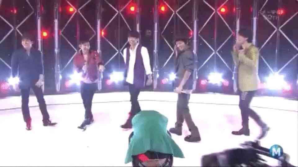 V6好きな方〜!!