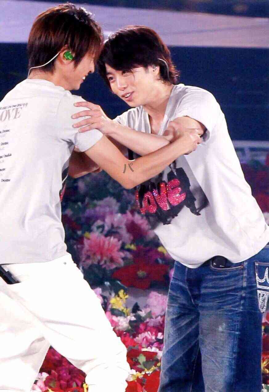 嵐の最新アルバム初登場1位! 12年連続で歴代単独トップ達成