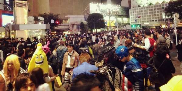 ハロウィンで仮装する人たちの迷惑行為をTwitterユーザーが告発
