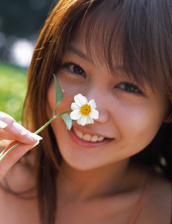 元モーニング娘。新垣里沙がイメチェン、変身っぷりにファン驚く