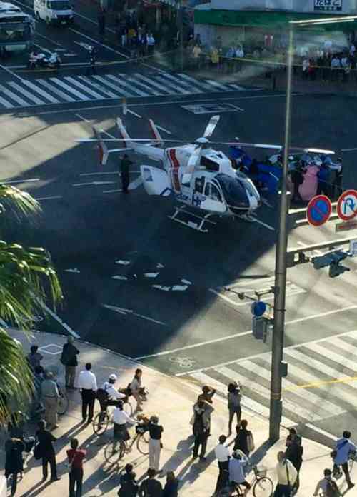 歩道に車、２人死亡＝７００メートル暴走、５人重軽傷－宮崎