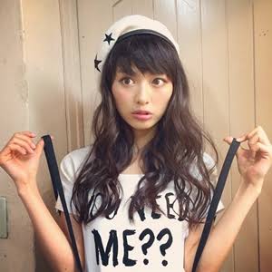 少年漫画のヒロインにいそうな女の子の画像を貼るトピ