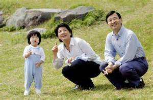 雅子さま、1年ぶりに泊まりがけ公務で鹿児島県へ 国民文化祭出席