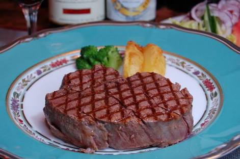 お肉料理！何が一番好き？？
