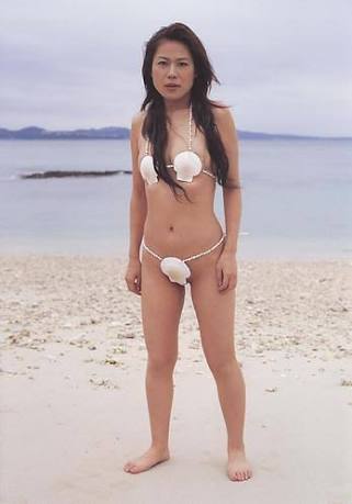 芸能人の水着画像を貼るトピ