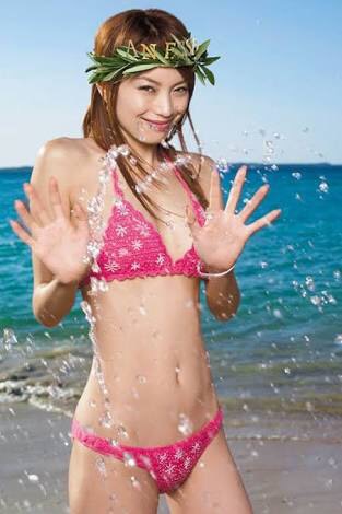 芸能人の水着画像を貼るトピ