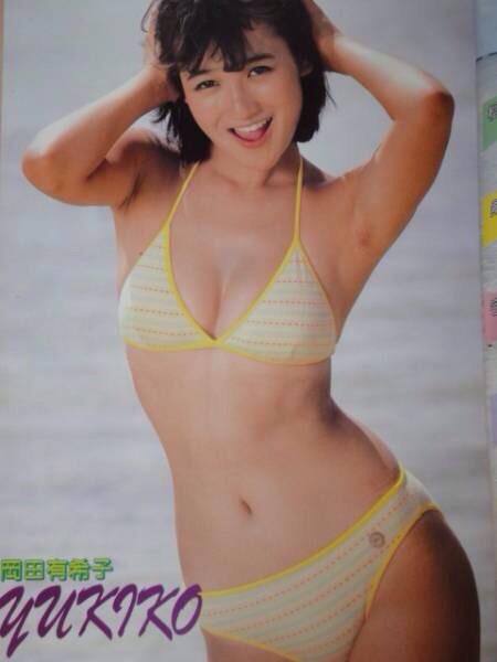 芸能人の水着画像を貼るトピ