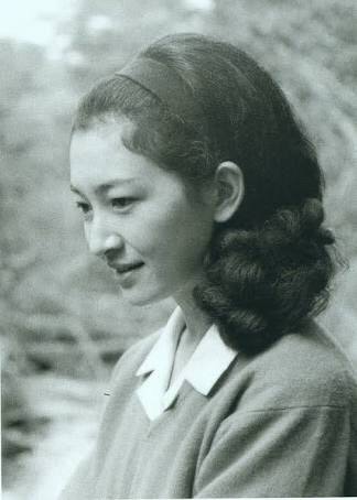目が大きいのは可愛い要素としてそんなに大事なものですか?