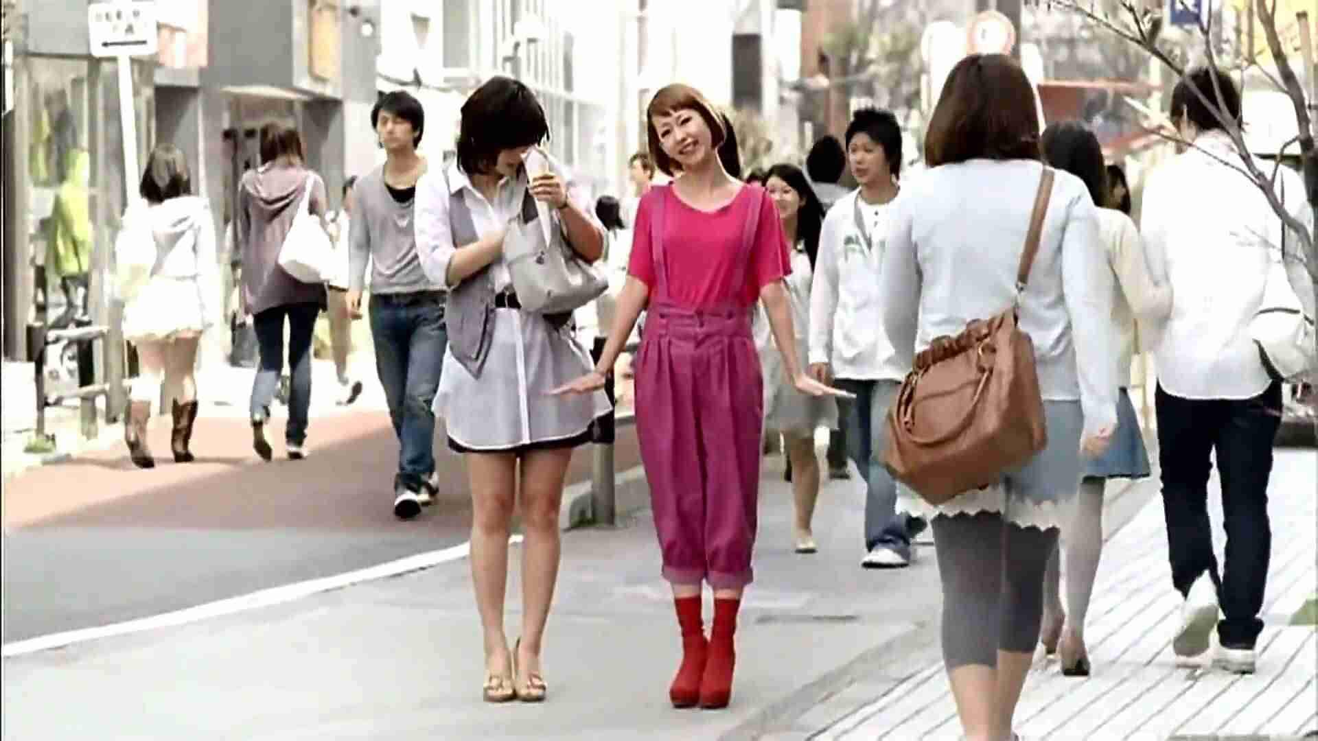 芸能人の全身画像を貼るトピ