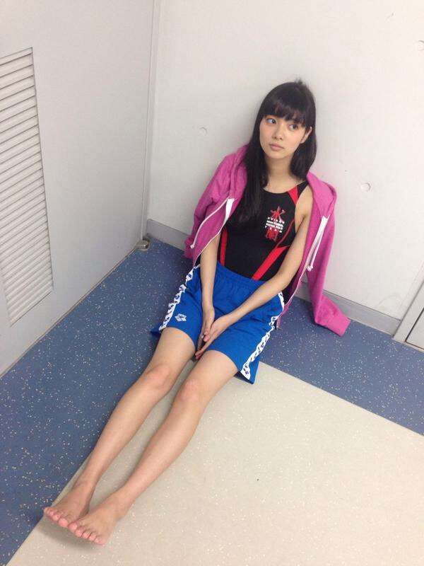 芸能人の全身画像を貼るトピ