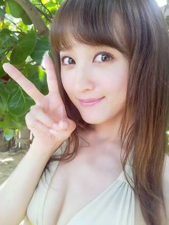 女だけど女性アイドルや女性芸能人が好き！