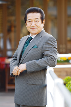 「綺麗な話し言葉」で連想するのは誰ですか？