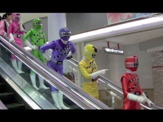 エスカレーターの右空け、左空けについて