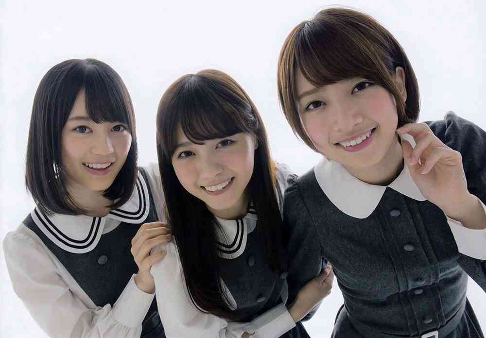 乃木坂46白石麻衣、幼少期の姿に「既に可愛い」「美人のルーツ」の声